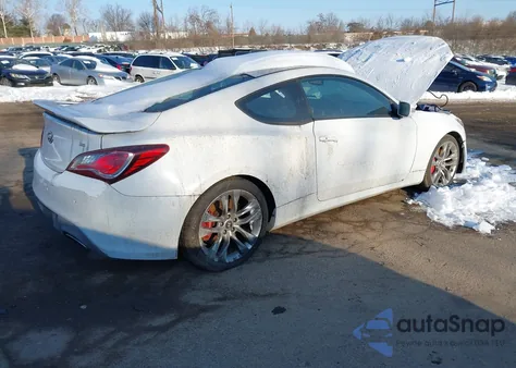 2015 Hyundai Genesis 3.8 Ultimate z USA, uszkodzony, nr VIN KMHHU6KJ3FU125152